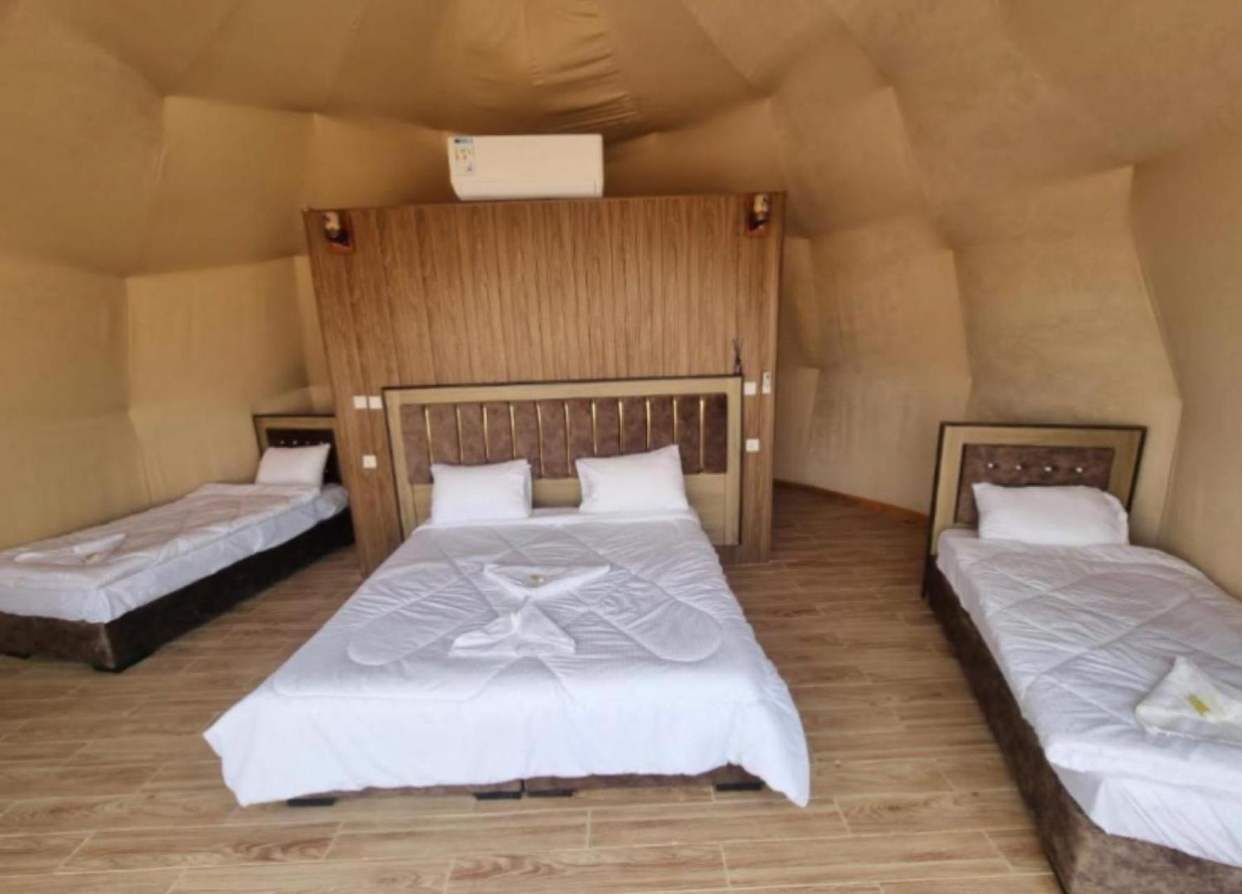 Angelina Wadi Rum Camp Exterior photo
