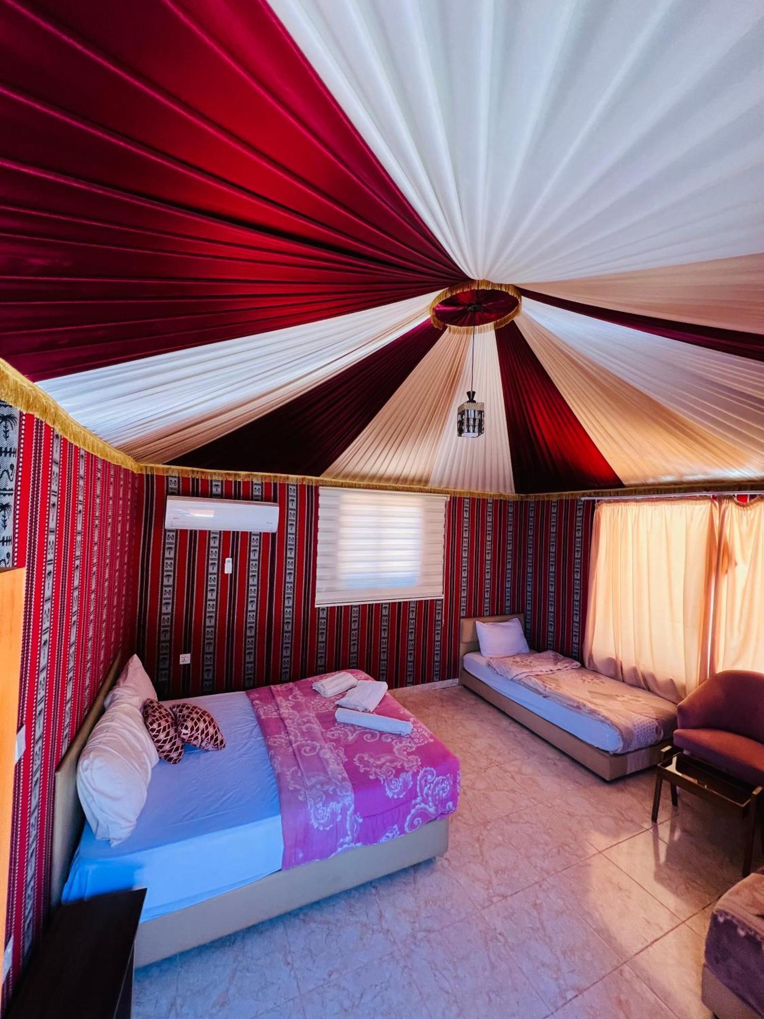 Angelina Wadi Rum Camp Exterior photo