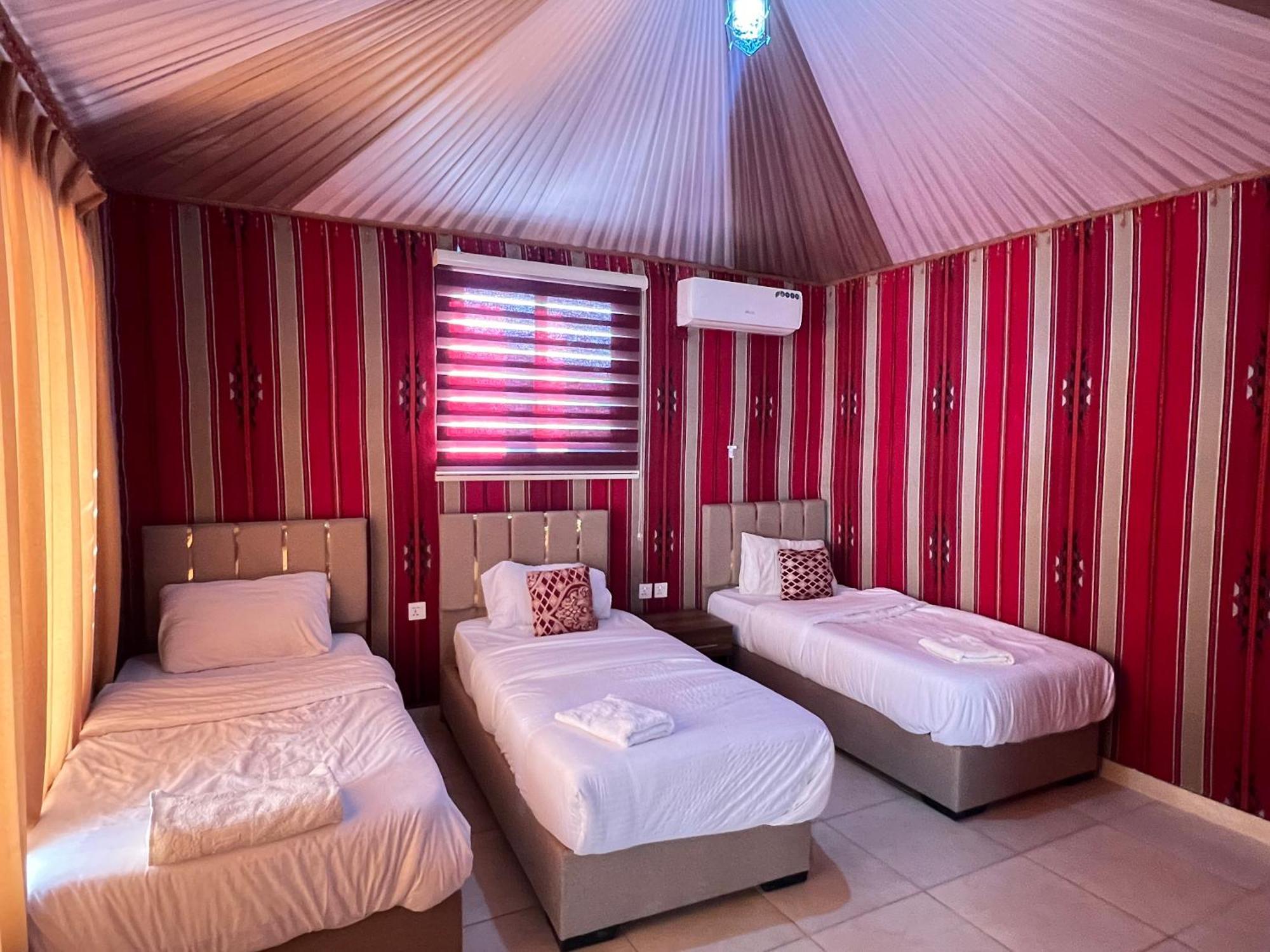Angelina Wadi Rum Camp Exterior photo